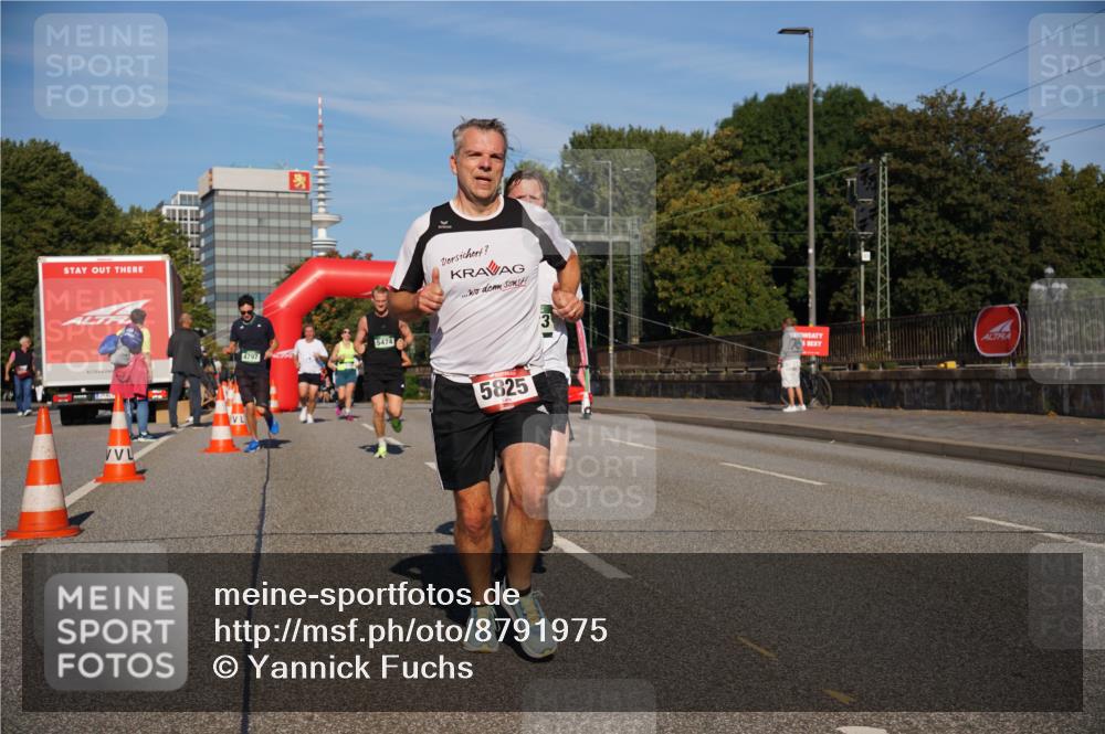 07.09.2025 - BARMER Alsterlauf Yannick Fuchs http://msf.ph/oto/8791975 07.09.2025 09:42:11 Laufen 4797, 5474, 5825 meine-sportfotos.de