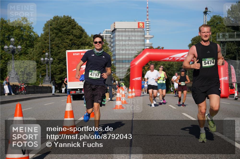 07.09.2025 - BARMER Alsterlauf Yannick Fuchs http://msf.ph/oto/8792043 07.09.2025 09:42:14 Laufen 4797, 5474, 8432 meine-sportfotos.de