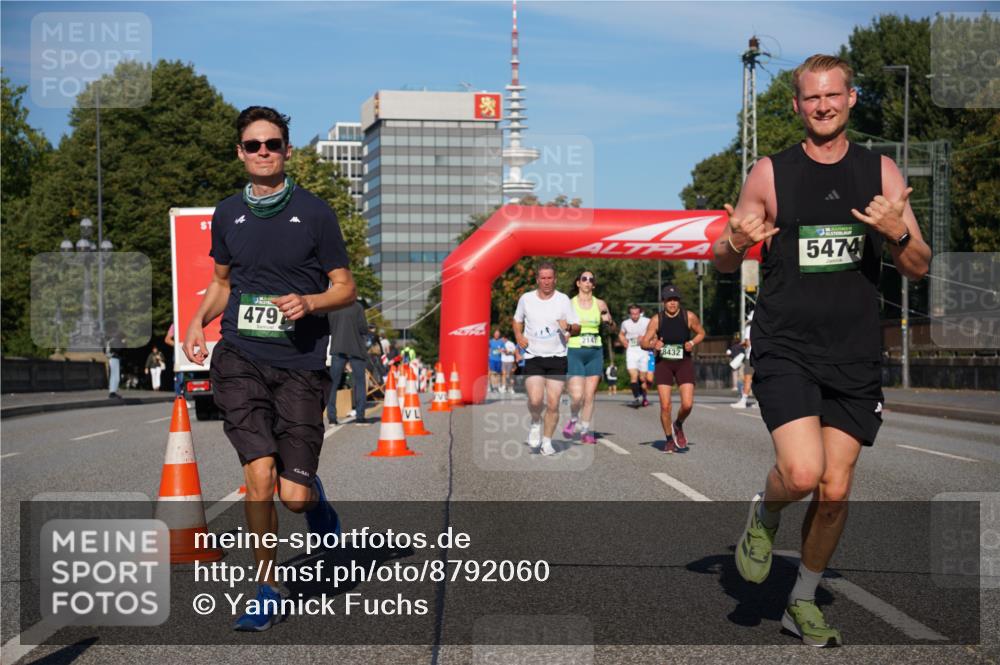 07.09.2025 - BARMER Alsterlauf Yannick Fuchs http://msf.ph/oto/8792060 07.09.2025 09:42:14 Laufen 4797, 8432, 5474 meine-sportfotos.de