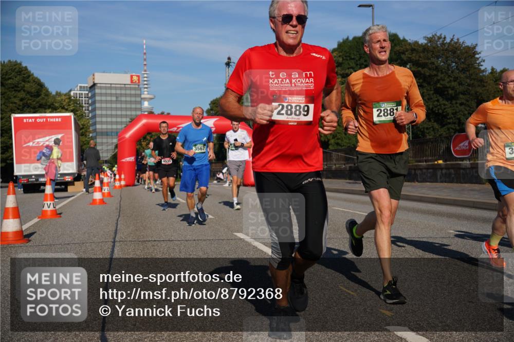 07.09.2025 - BARMER Alsterlauf Yannick Fuchs http://msf.ph/oto/8792368 07.09.2025 09:42:29 Laufen 4535, 3567, 20, 36, 2889, 2881, 3 meine-sportfotos.de