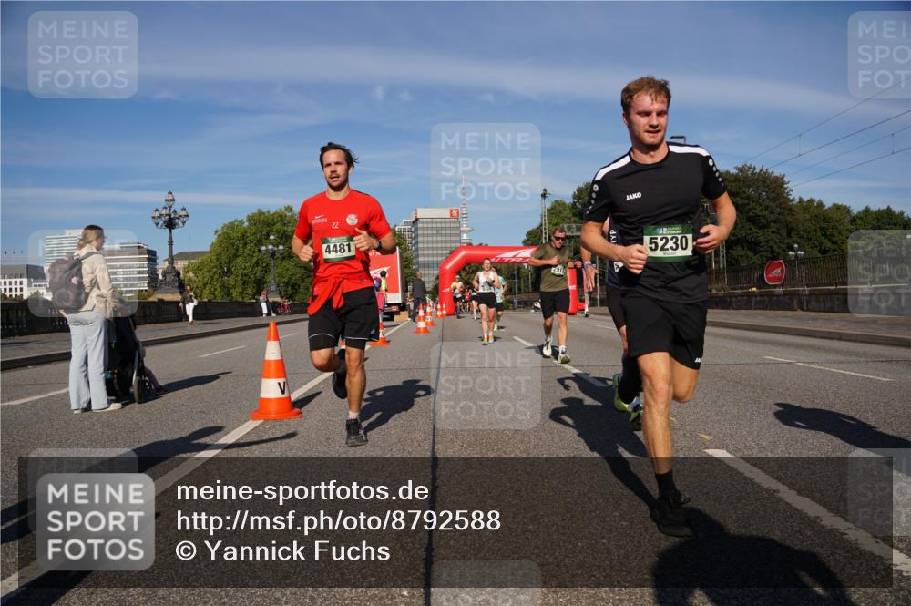 07.09.2025 - BARMER Alsterlauf Yannick Fuchs http://msf.ph/oto/8792588 07.09.2025 09:42:41 Laufen 22, 4481, 5230 meine-sportfotos.de