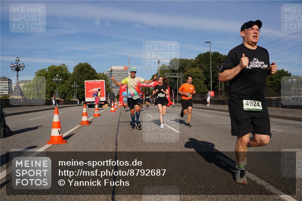 07.09.2025 - BARMER Alsterlauf Yannick Fuchs http://msf.ph/oto/8792687 07.09.2025 09:42:48 Laufen 8418, 5470, 4924, 725 meine-sportfotos.de