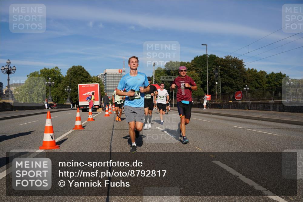 07.09.2025 - BARMER Alsterlauf Yannick Fuchs http://msf.ph/oto/8792817 07.09.2025 09:42:52 Laufen 2484, 3030 meine-sportfotos.de