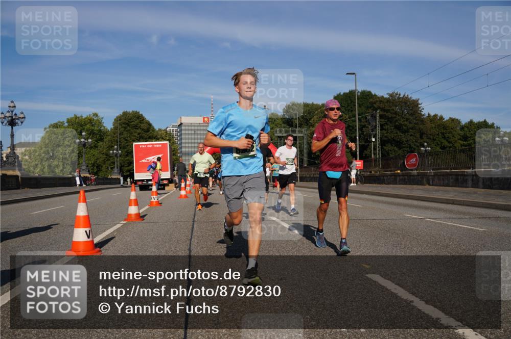 07.09.2025 - BARMER Alsterlauf Yannick Fuchs http://msf.ph/oto/8792830 07.09.2025 09:42:52 Laufen  meine-sportfotos.de