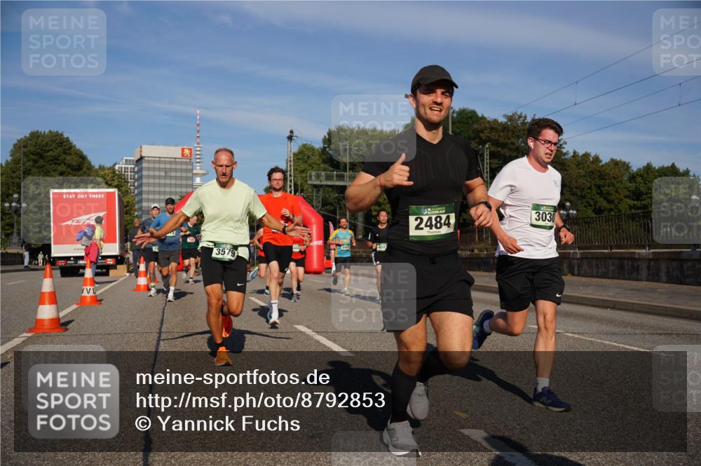 07.09.2025 - BARMER Alsterlauf Yannick Fuchs http://msf.ph/oto/8792853 07.09.2025 09:42:53 Laufen 3579, 2484, 3030 meine-sportfotos.de