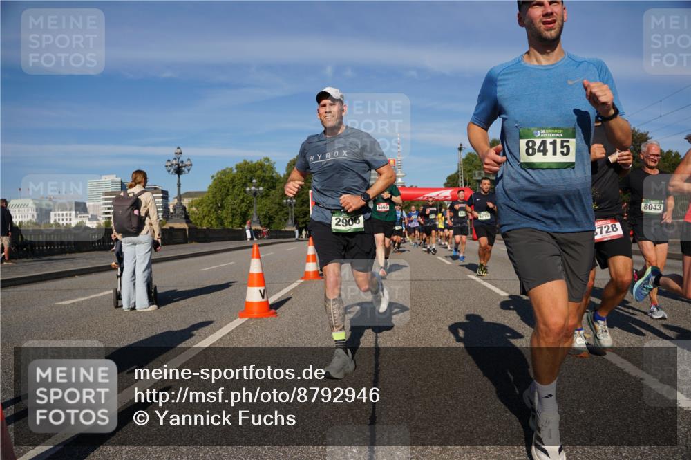 07.09.2025 - BARMER Alsterlauf Yannick Fuchs http://msf.ph/oto/8792946 07.09.2025 09:42:57 Laufen 2906, 5565, 5215, 36, 8415, 728, 8043 meine-sportfotos.de