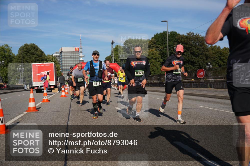 07.09.2025 - BARMER Alsterlauf Yannick Fuchs http://msf.ph/oto/8793046 07.09.2025 09:43:00 Laufen 2328, 5812, 597, 819, 8377 meine-sportfotos.de