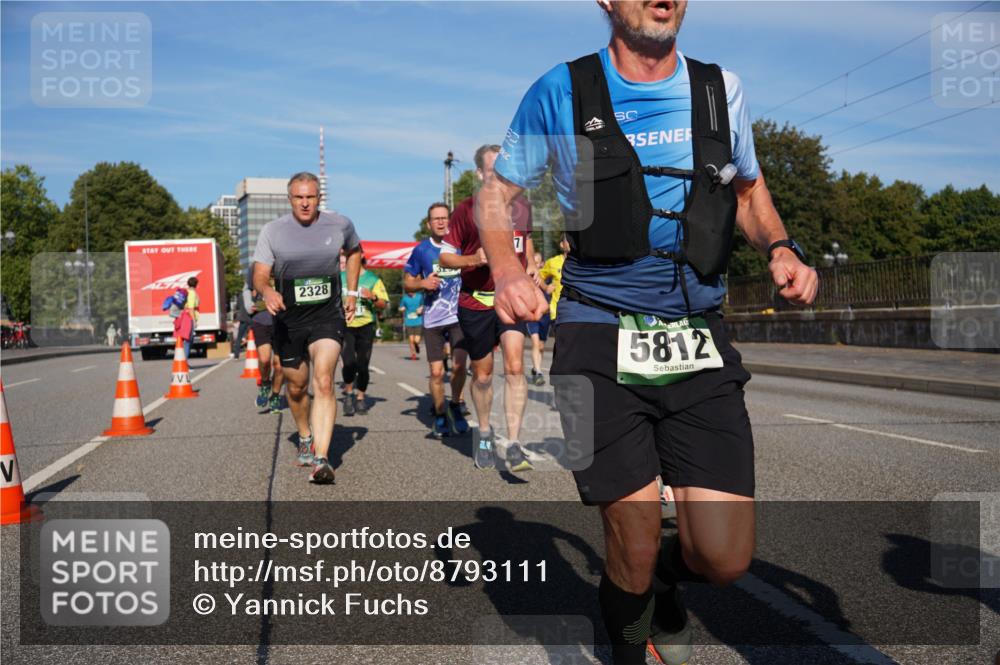 07.09.2025 - BARMER Alsterlauf Yannick Fuchs http://msf.ph/oto/8793111 07.09.2025 09:43:01 Laufen 2328, 7, 5812 meine-sportfotos.de