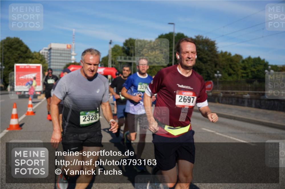 07.09.2025 - BARMER Alsterlauf Yannick Fuchs http://msf.ph/oto/8793163 07.09.2025 09:43:02 Laufen 2328, 329, 2697 meine-sportfotos.de