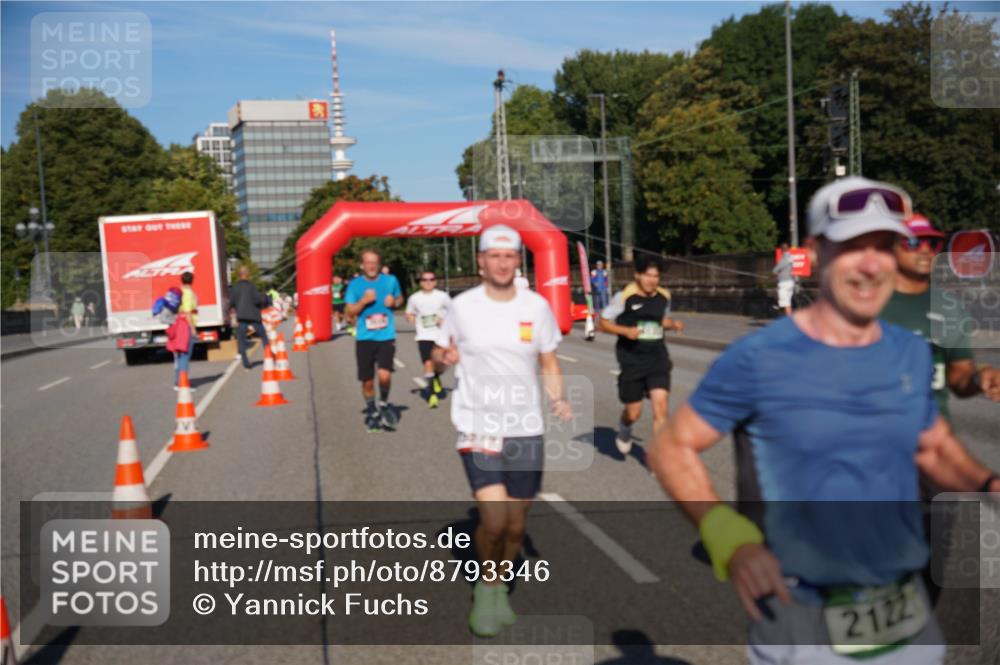 07.09.2025 - BARMER Alsterlauf Yannick Fuchs http://msf.ph/oto/8793346 07.09.2025 09:43:11 Laufen 0218, 2122 meine-sportfotos.de