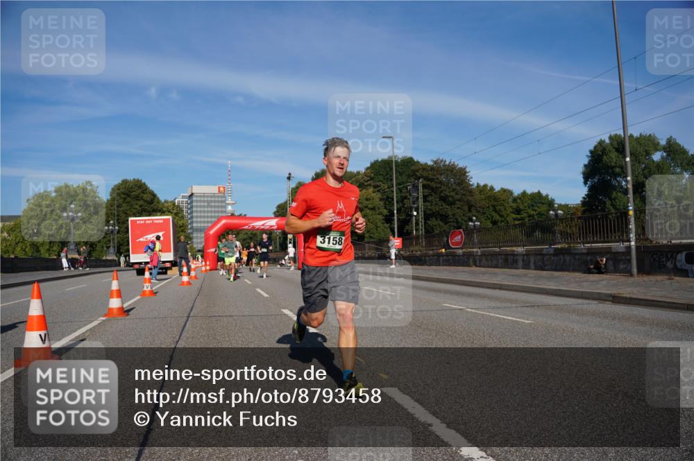 07.09.2025 - BARMER Alsterlauf Yannick Fuchs http://msf.ph/oto/8793458 07.09.2025 09:43:17 Laufen 3158 meine-sportfotos.de