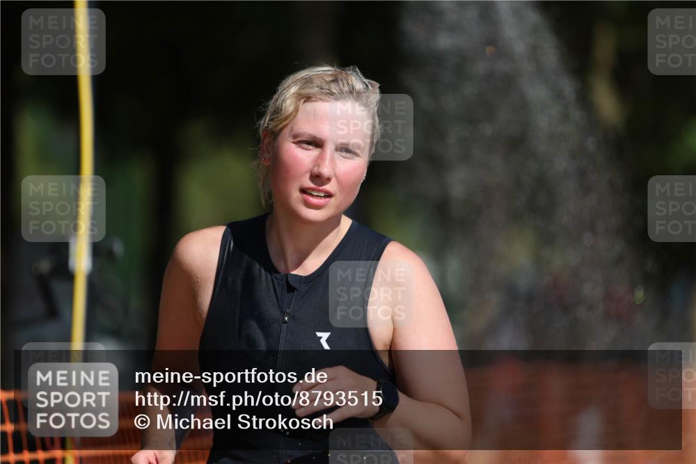 07.09.2025 - 19. Norderstedt Triathlon Michael Strokosch http://msf.ph/oto/8793515 07.09.2025 11:48:38 Laufen 231, 1341 meine-sportfotos.de