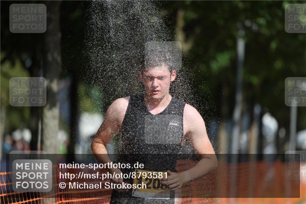 07.09.2025 - 19. Norderstedt Triathlon Michael Strokosch http://msf.ph/oto/8793581 07.09.2025 11:48:49 Laufen 231, 284, 1208 meine-sportfotos.de