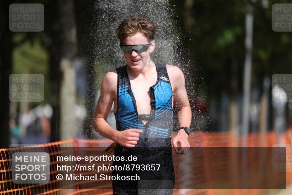 07.09.2025 - 19. Norderstedt Triathlon Michael Strokosch http://msf.ph/oto/8793657 07.09.2025 11:49:01 Laufen 196, 1171, 1355, 1394 meine-sportfotos.de