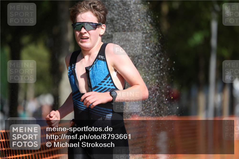 07.09.2025 - 19. Norderstedt Triathlon Michael Strokosch http://msf.ph/oto/8793661 07.09.2025 11:49:01 Laufen 196, 1171, 1355, 1394 meine-sportfotos.de
