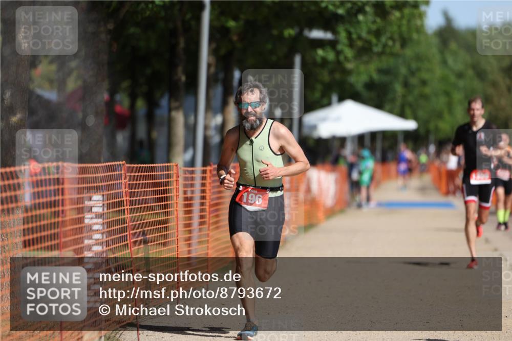 07.09.2025 - 19. Norderstedt Triathlon Michael Strokosch http://msf.ph/oto/8793672 07.09.2025 11:49:02 Laufen 196, 1171, 1355, 1394 meine-sportfotos.de