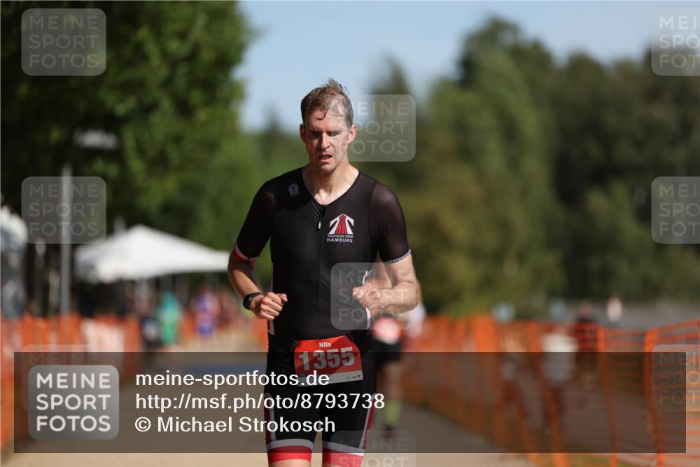 07.09.2025 - 19. Norderstedt Triathlon Michael Strokosch http://msf.ph/oto/8793738 07.09.2025 11:49:07 Laufen 196, 1278, 1355, 1394 meine-sportfotos.de