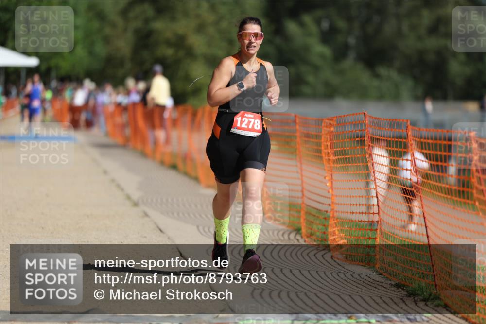 07.09.2025 - 19. Norderstedt Triathlon Michael Strokosch http://msf.ph/oto/8793763 07.09.2025 11:49:13 Laufen 1278 meine-sportfotos.de