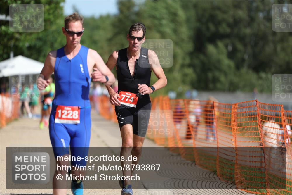 07.09.2025 - 19. Norderstedt Triathlon Michael Strokosch http://msf.ph/oto/8793867 07.09.2025 11:49:35 Laufen 774, 1228 meine-sportfotos.de