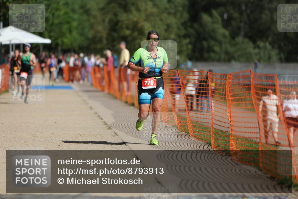 07.09.2025 - 19. Norderstedt Triathlon Michael Strokosch http://msf.ph/oto/8793913 07.09.2025 11:49:43 Laufen 770, 1184 meine-sportfotos.de