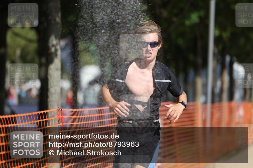 07.09.2025 - 19. Norderstedt Triathlon Michael Strokosch http://msf.ph/oto/8793963 07.09.2025 11:49:46 Laufen 770, 1160, 1184, 1383 meine-sportfotos.de