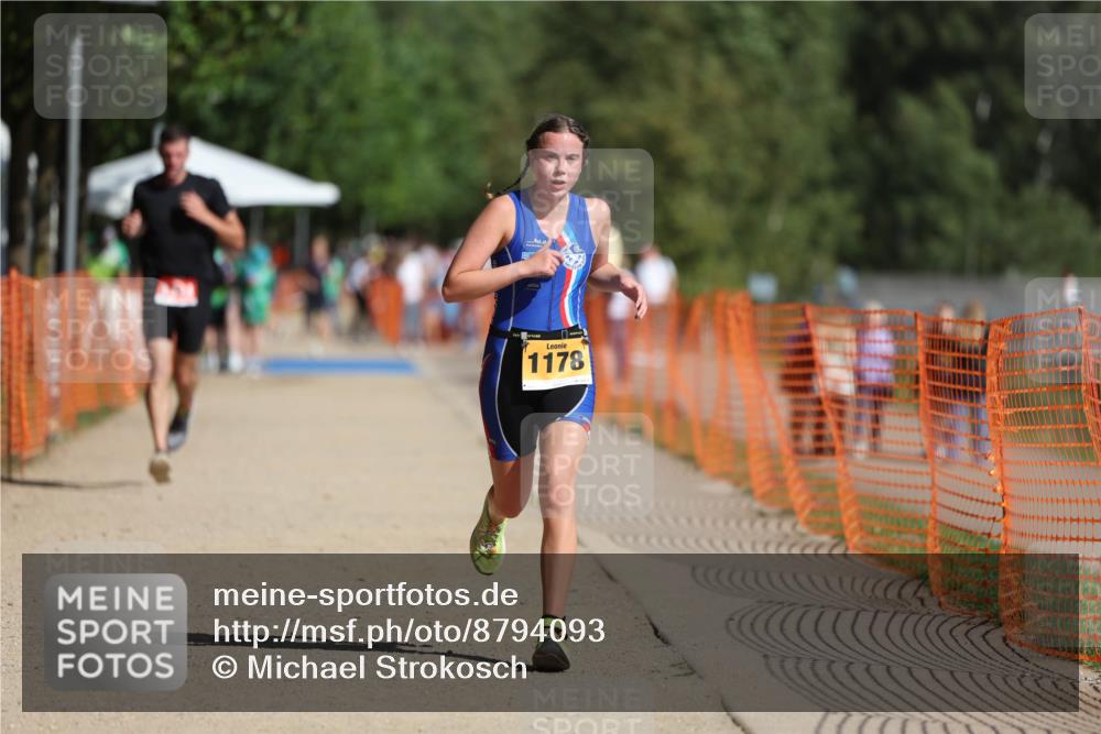 07.09.2025 - 19. Norderstedt Triathlon Michael Strokosch http://msf.ph/oto/8794093 07.09.2025 11:50:02 Laufen 1178, 1323 meine-sportfotos.de