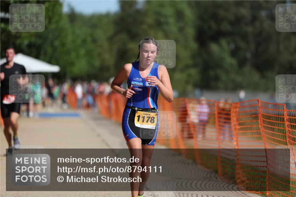 07.09.2025 - 19. Norderstedt Triathlon Michael Strokosch http://msf.ph/oto/8794111 07.09.2025 11:50:03 Laufen 1178, 1323 meine-sportfotos.de