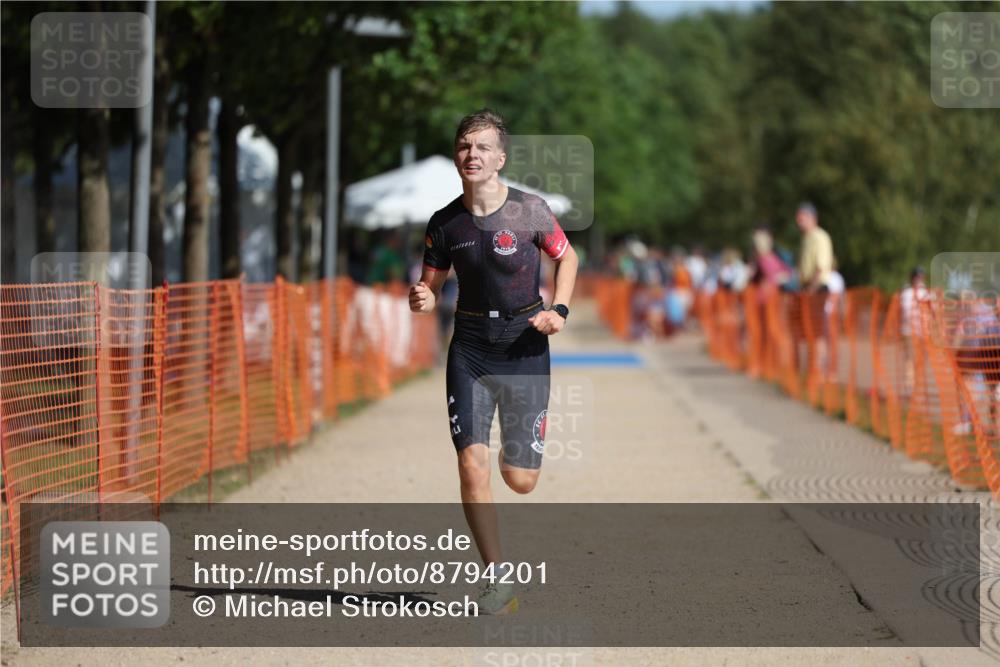 07.09.2025 - 19. Norderstedt Triathlon Michael Strokosch http://msf.ph/oto/8794201 07.09.2025 11:50:20 Laufen 1156 meine-sportfotos.de