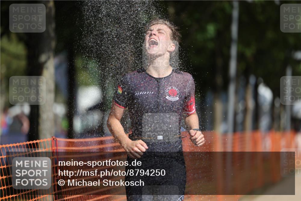 07.09.2025 - 19. Norderstedt Triathlon Michael Strokosch http://msf.ph/oto/8794250 07.09.2025 11:50:23 Laufen 1156 meine-sportfotos.de