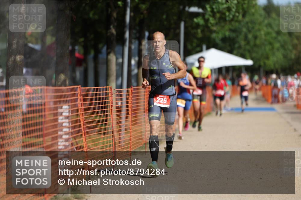 07.09.2025 - 19. Norderstedt Triathlon Michael Strokosch http://msf.ph/oto/8794284 07.09.2025 11:50:39 Laufen 225, 1185, 1335 meine-sportfotos.de
