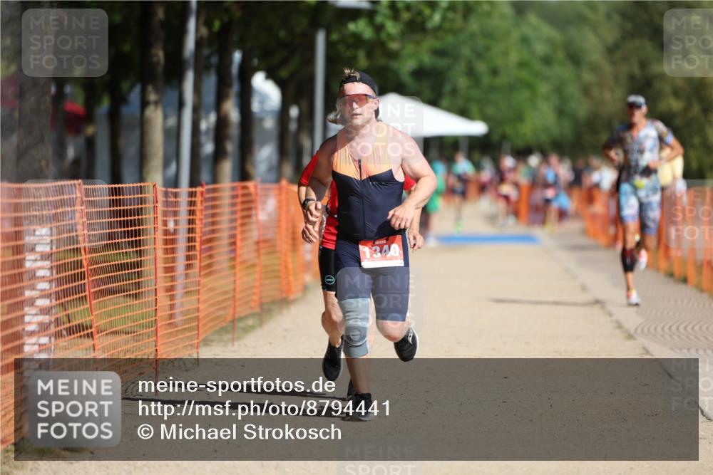 07.09.2025 - 19. Norderstedt Triathlon Michael Strokosch http://msf.ph/oto/8794441 07.09.2025 11:50:55 Laufen 787, 1229, 1340 meine-sportfotos.de