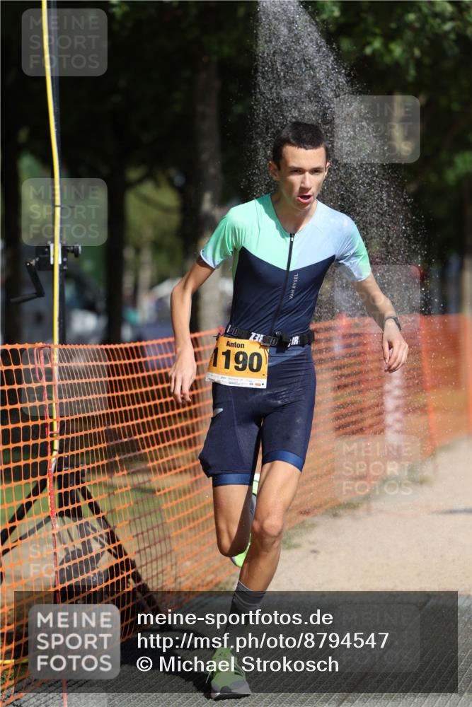 07.09.2025 - 19. Norderstedt Triathlon Michael Strokosch http://msf.ph/oto/8794547 07.09.2025 11:51:14 Laufen 1190, 1198, 1207 meine-sportfotos.de