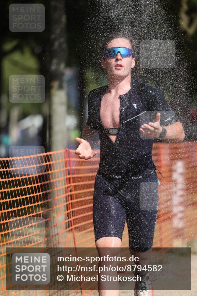 07.09.2025 - 19. Norderstedt Triathlon Michael Strokosch http://msf.ph/oto/8794582 07.09.2025 11:51:22 Laufen 152, 1198, 1207 meine-sportfotos.de