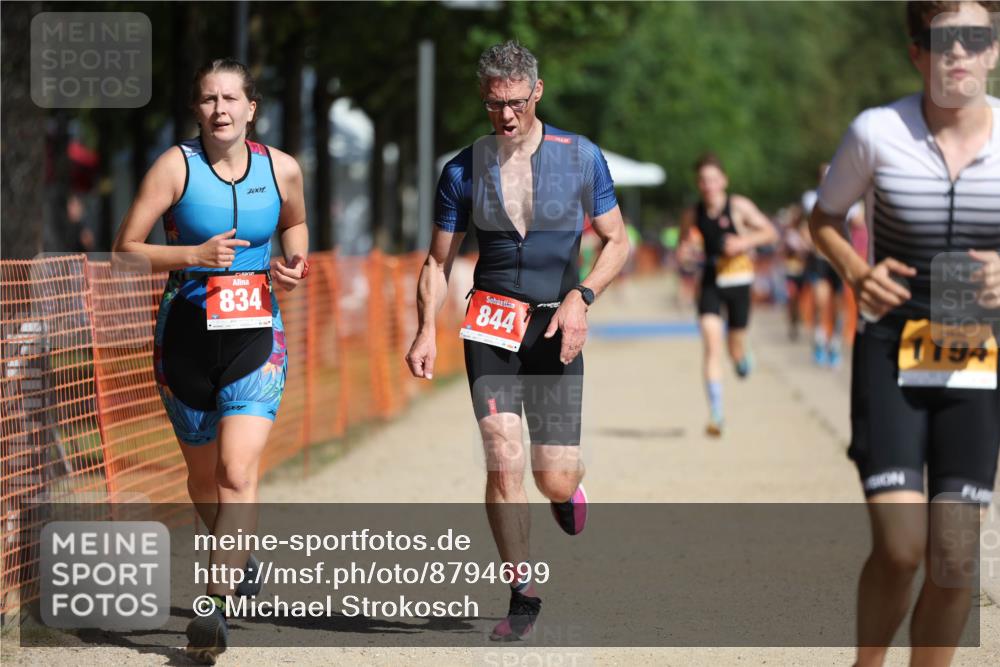 07.09.2025 - 19. Norderstedt Triathlon Michael Strokosch http://msf.ph/oto/8794699 07.09.2025 11:51:41 Laufen 834, 844, 1152, 1181, 1194 meine-sportfotos.de