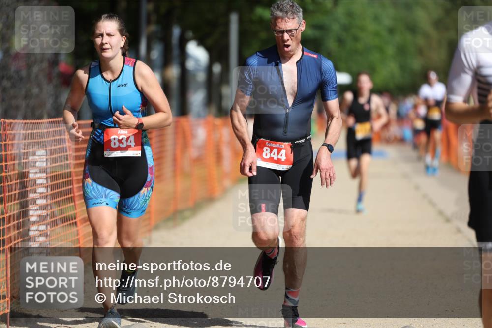 07.09.2025 - 19. Norderstedt Triathlon Michael Strokosch http://msf.ph/oto/8794707 07.09.2025 11:51:41 Laufen 834, 844, 1152, 1181, 1194 meine-sportfotos.de