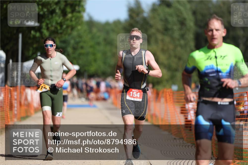 07.09.2025 - 19. Norderstedt Triathlon Michael Strokosch http://msf.ph/oto/8794986 07.09.2025 11:52:25 Laufen 154, 771, 1188, 1377 meine-sportfotos.de
