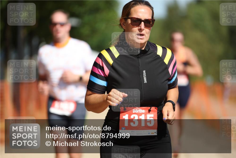 07.09.2025 - 19. Norderstedt Triathlon Michael Strokosch http://msf.ph/oto/8794999 07.09.2025 12:15:33 Laufen 807, 1253, 1305, 1315, 1358 meine-sportfotos.de