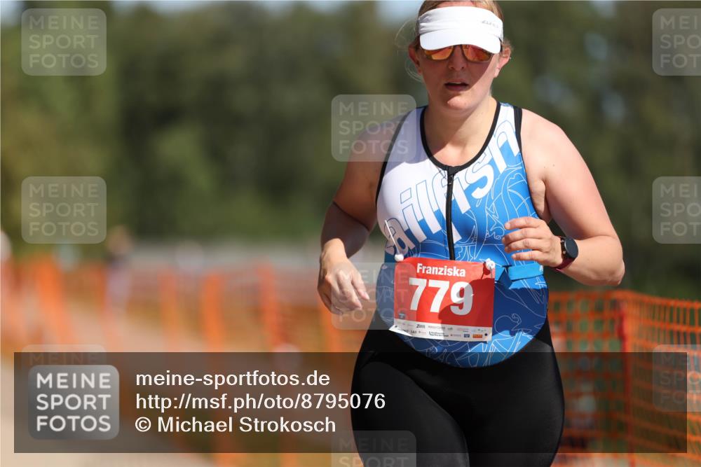 07.09.2025 - 19. Norderstedt Triathlon Michael Strokosch http://msf.ph/oto/8795076 07.09.2025 12:15:52 Laufen 703, 779 meine-sportfotos.de