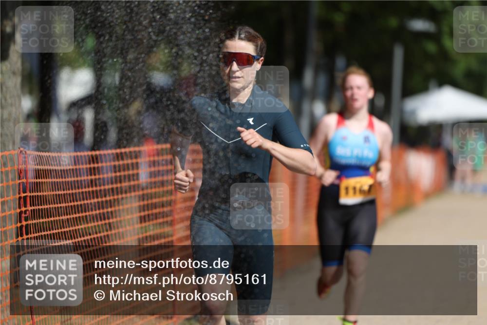 07.09.2025 - 19. Norderstedt Triathlon Michael Strokosch http://msf.ph/oto/8795161 07.09.2025 11:52:37 Laufen 1167, 1227, 1377 meine-sportfotos.de