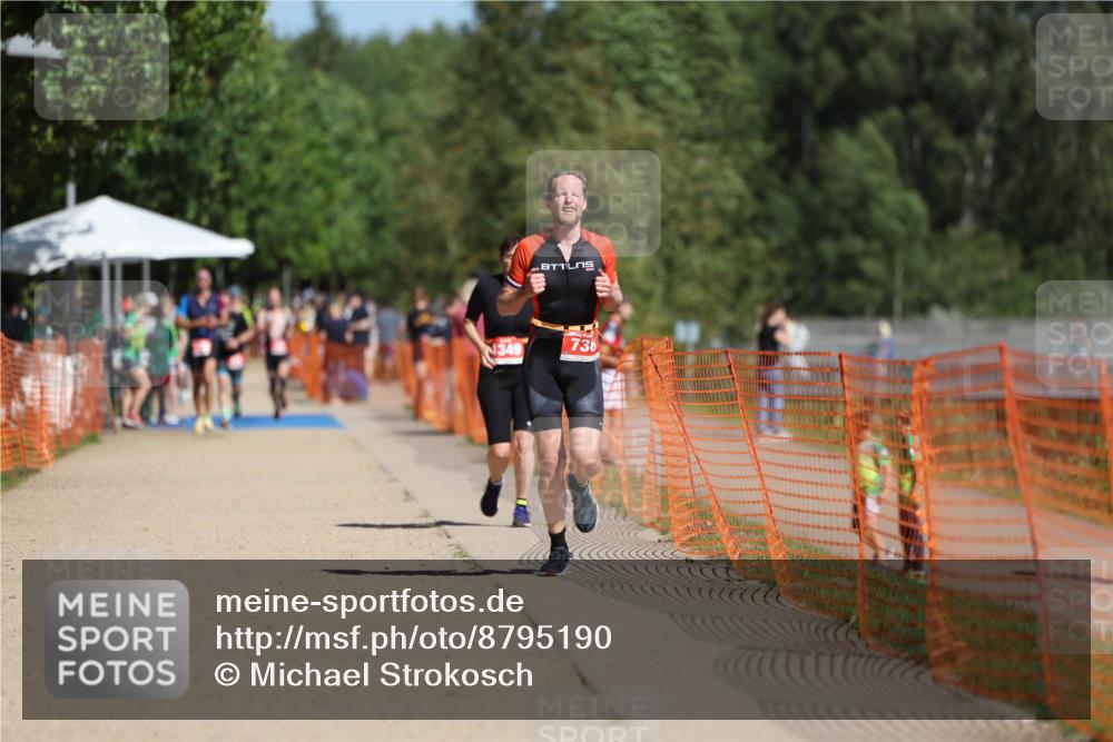07.09.2025 - 19. Norderstedt Triathlon Michael Strokosch http://msf.ph/oto/8795190 07.09.2025 12:16:34 Laufen 736, 823, 1349 meine-sportfotos.de