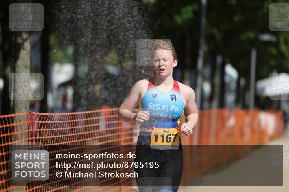07.09.2025 - 19. Norderstedt Triathlon Michael Strokosch http://msf.ph/oto/8795195 07.09.2025 11:52:38 Laufen 1167, 1193, 1227 meine-sportfotos.de