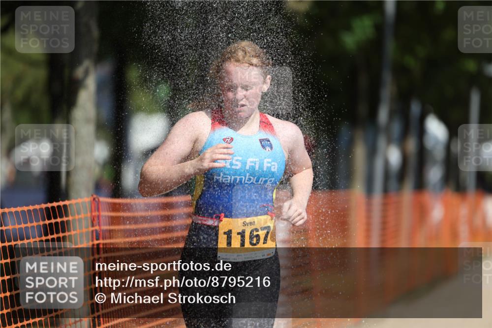 07.09.2025 - 19. Norderstedt Triathlon Michael Strokosch http://msf.ph/oto/8795216 07.09.2025 11:52:39 Laufen 1167, 1193, 1227 meine-sportfotos.de
