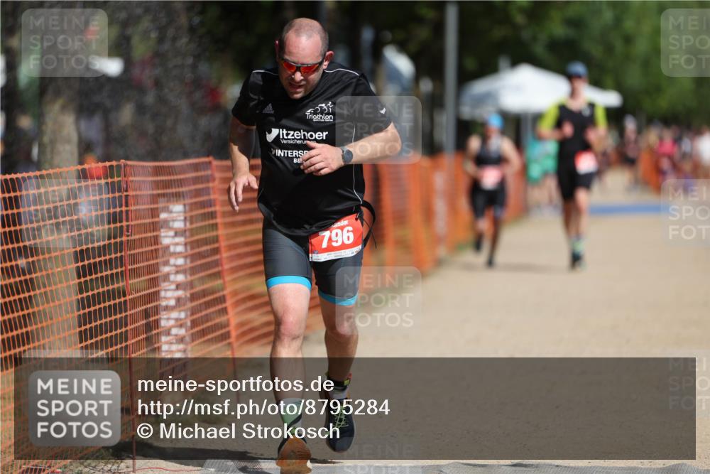 07.09.2025 - 19. Norderstedt Triathlon Michael Strokosch http://msf.ph/oto/8795284 07.09.2025 12:16:55 Laufen 746, 796, 1306 meine-sportfotos.de