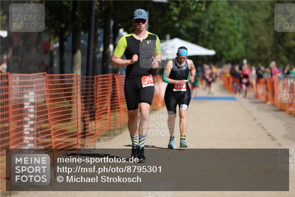 07.09.2025 - 19. Norderstedt Triathlon Michael Strokosch http://msf.ph/oto/8795301 07.09.2025 12:17:01 Laufen 279, 1218 meine-sportfotos.de