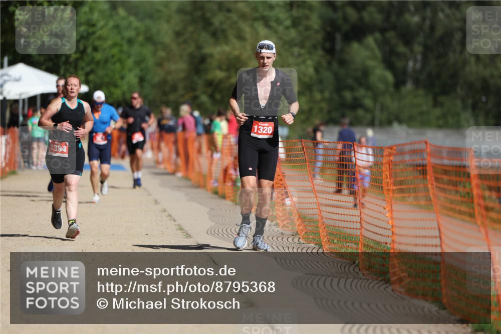 07.09.2025 - 19. Norderstedt Triathlon Michael Strokosch http://msf.ph/oto/8795368 07.09.2025 12:17:23 Laufen 155, 1320, 1394 meine-sportfotos.de