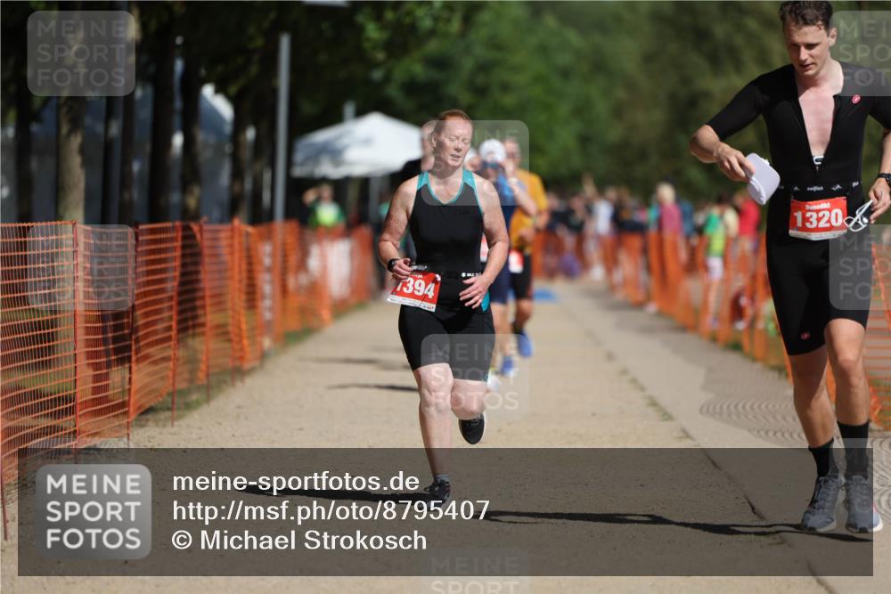 07.09.2025 - 19. Norderstedt Triathlon Michael Strokosch http://msf.ph/oto/8795407 07.09.2025 12:17:25 Laufen 303, 1320, 1394 meine-sportfotos.de
