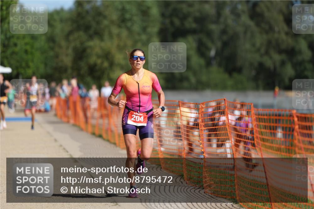 07.09.2025 - 19. Norderstedt Triathlon Michael Strokosch http://msf.ph/oto/8795472 07.09.2025 11:53:12 Laufen 204, 1174, 1203 meine-sportfotos.de