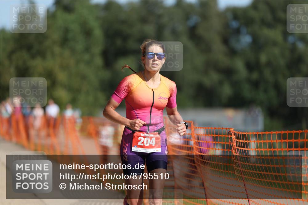 07.09.2025 - 19. Norderstedt Triathlon Michael Strokosch http://msf.ph/oto/8795510 07.09.2025 11:53:14 Laufen 204, 1174, 1203 meine-sportfotos.de