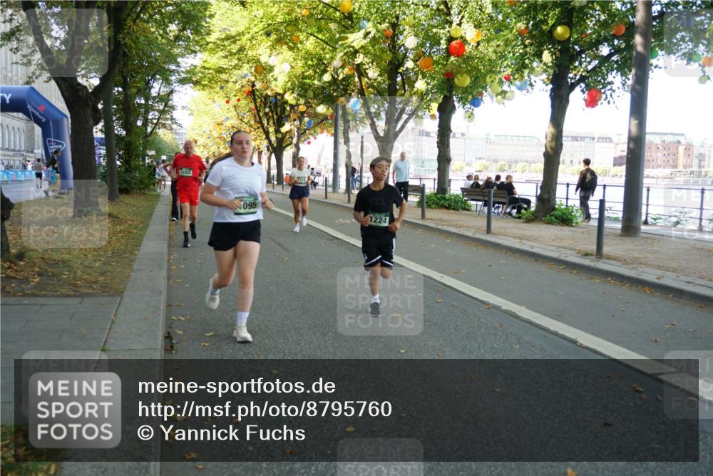 07.09.2025 - BARMER Alsterlauf Yannick Fuchs http://msf.ph/oto/8795760 07.09.2025 11:44:01 Laufen 095, 1224 meine-sportfotos.de
