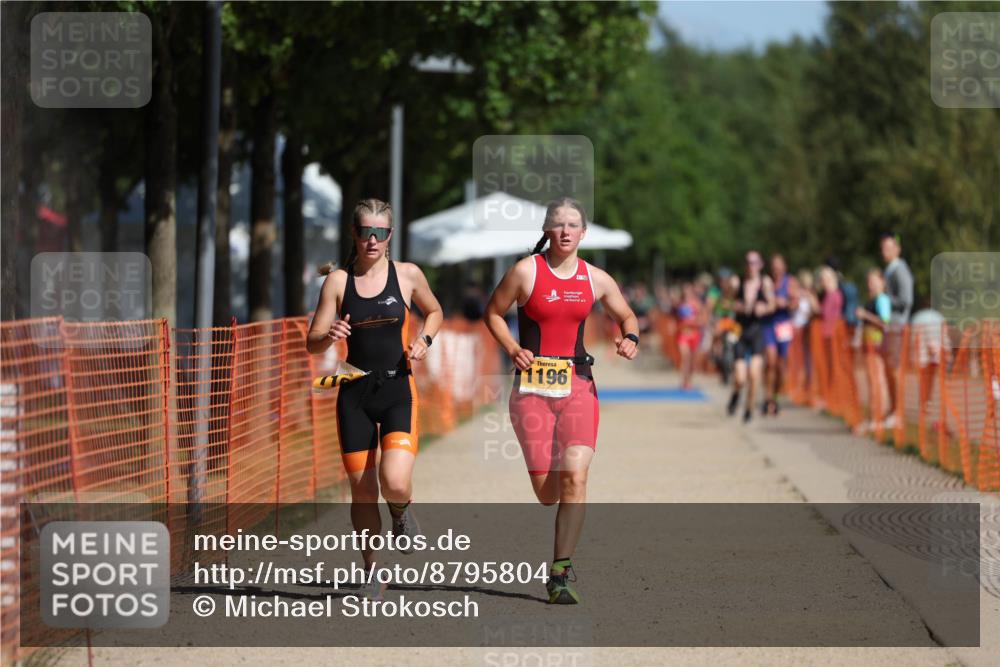 07.09.2025 - 19. Norderstedt Triathlon Michael Strokosch http://msf.ph/oto/8795804 07.09.2025 11:54:04 Laufen 1168, 1196 meine-sportfotos.de